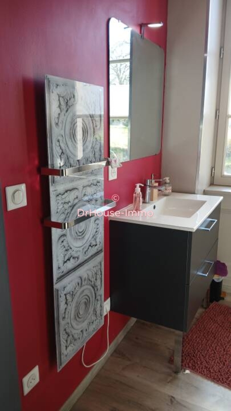 Photo 3 : Vente Maison 4 pièces Chalus 200 m²
