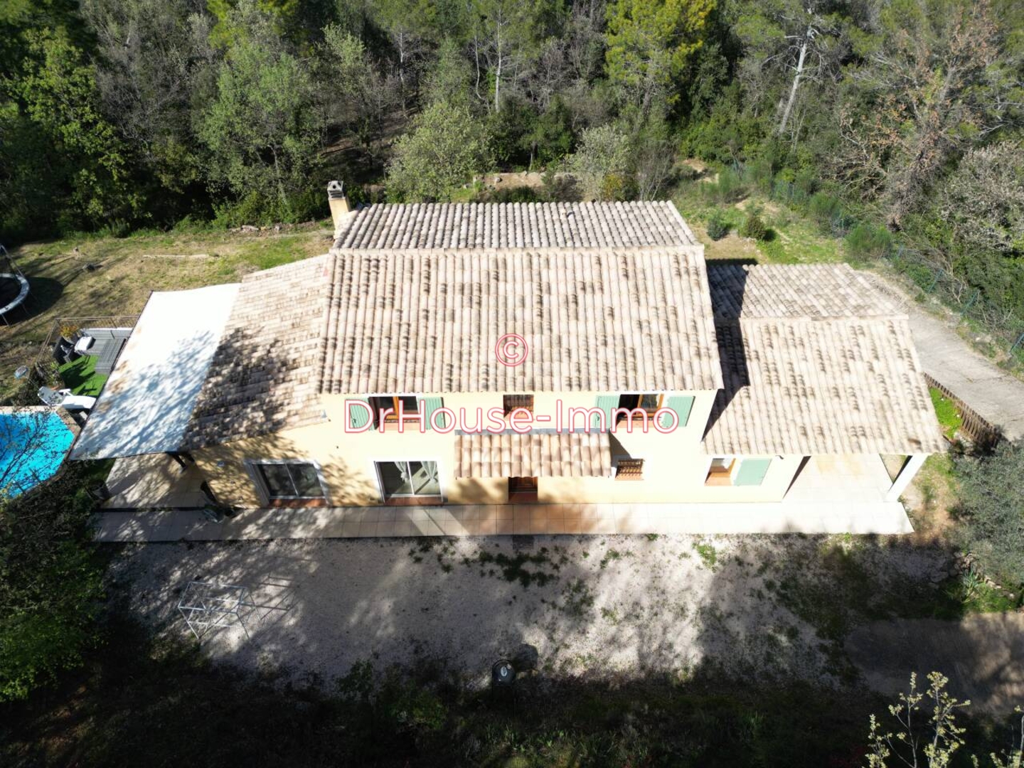 Photo 3 : Vente Maison 8 pièces Néoules 185 m²