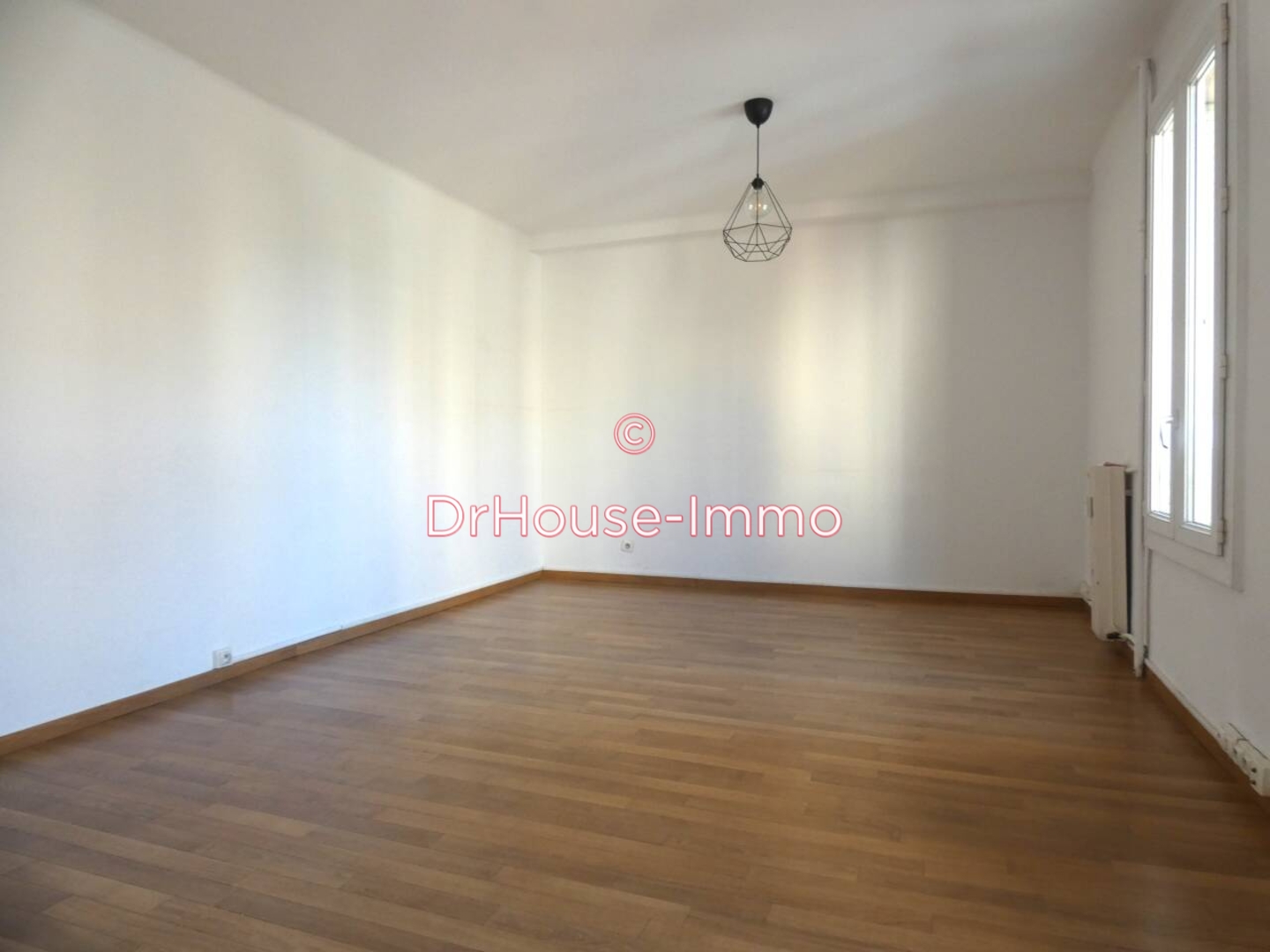 Photo 2 : Vente Appartement 2 pièces Marseille 49 m²
