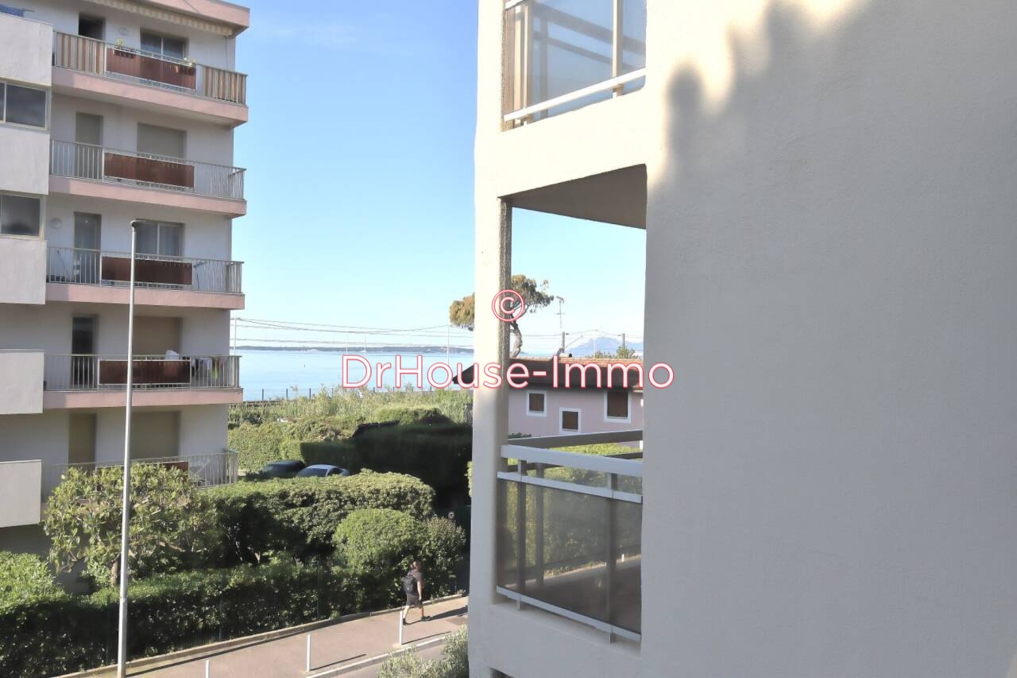 Photo 1 : Vente Appartement 2 pièces Juan les Pins 25 m²