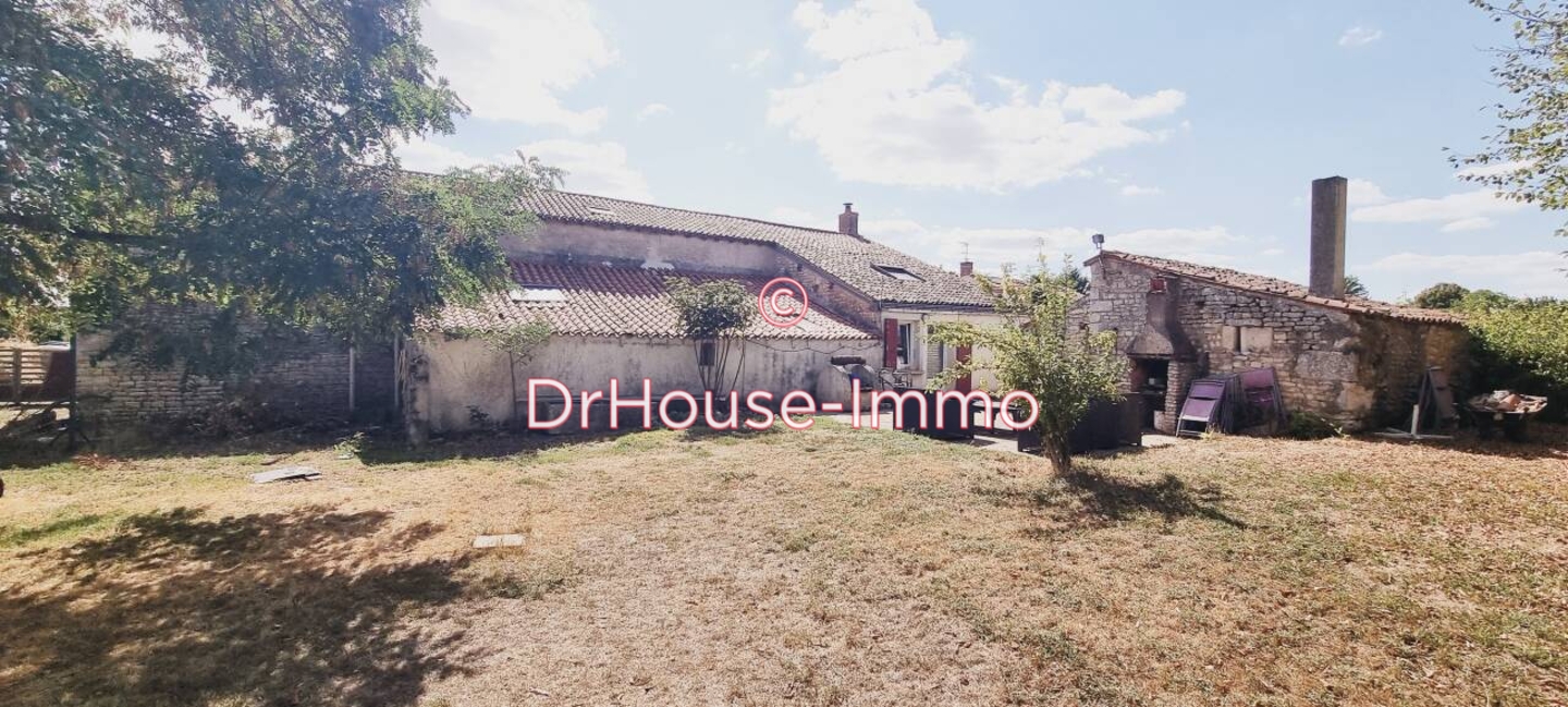 Photo 2 : Vente Maison 8 pièces Pouillé 163 m²