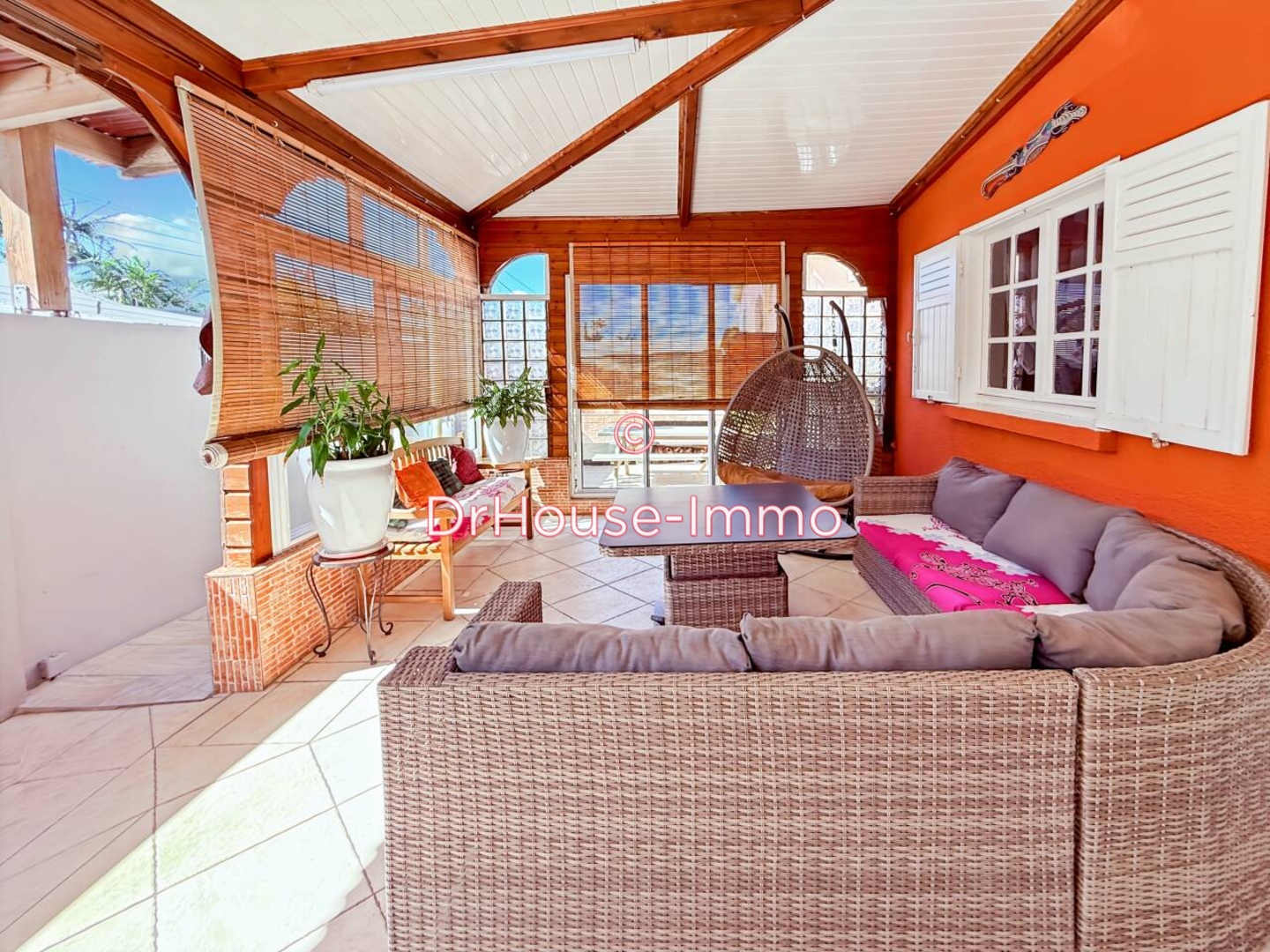 Photo 2 : Vente Maison 9 pièces Petite-Île 217 m²