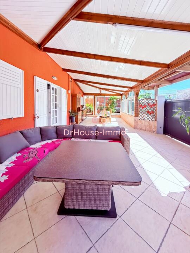 Photo 3 : Vente Maison 9 pièces Petite-Île 217 m²