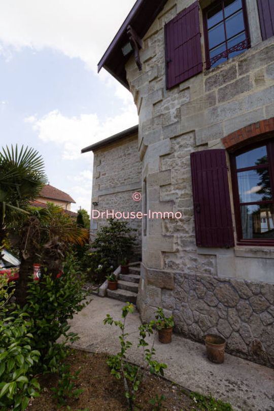 Photo 3 : Vente Maison 9 pièces Parempuyre 205 m²