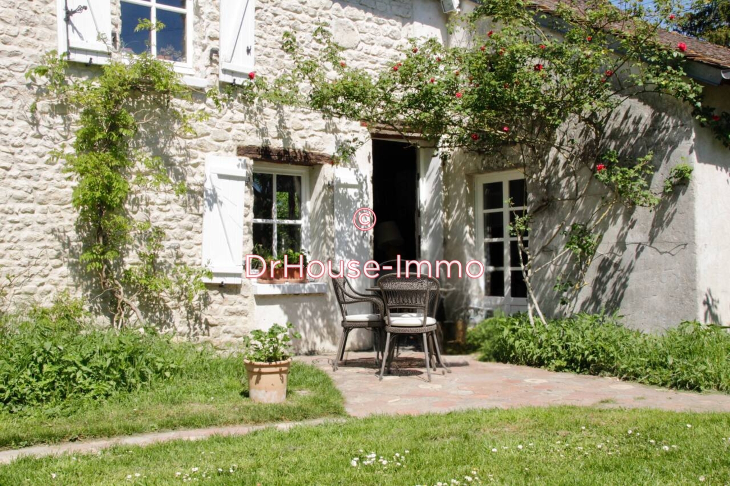 Photo 3 : Vente Maison 9 pièces Sceaux-du-Gâtinais 225 m²