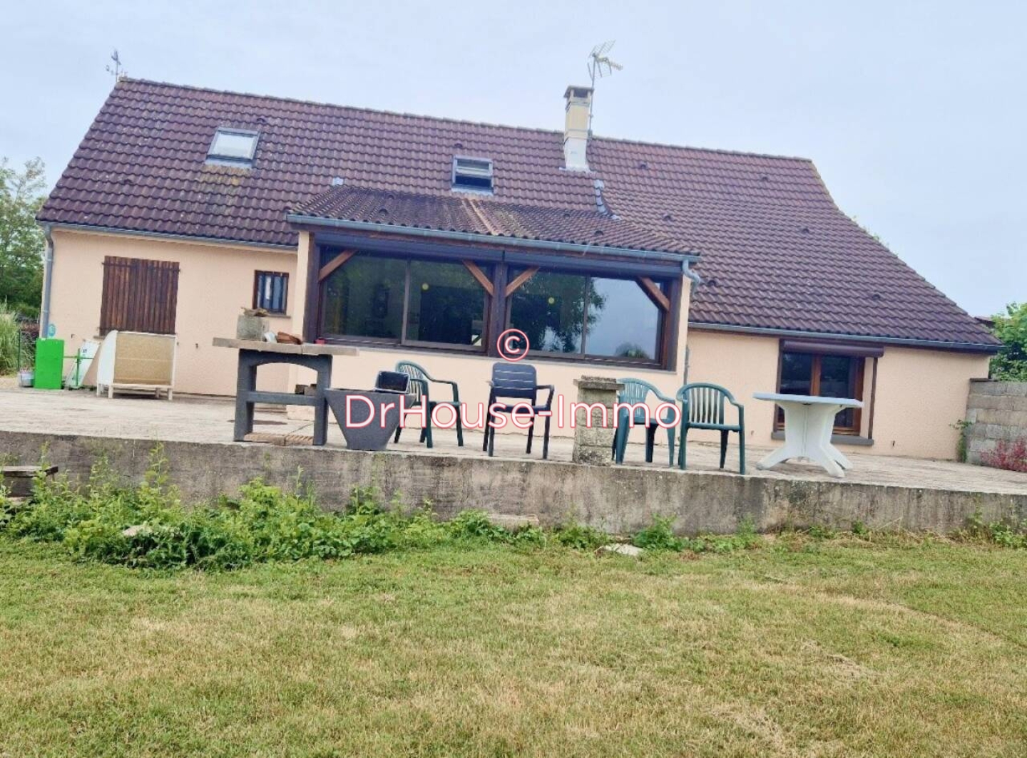 Photo 2 : Vente Maison 9 pièces Oussoy-en-Gâtinais 180 m²