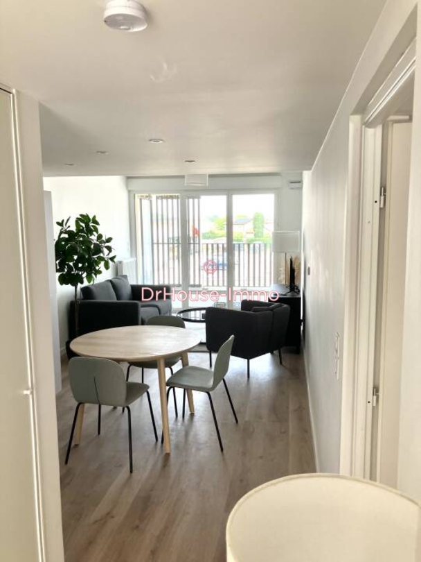 Photo 1 : Vente Appartement 2 pièces Saint-Bonnet-de-Mure 44 m²