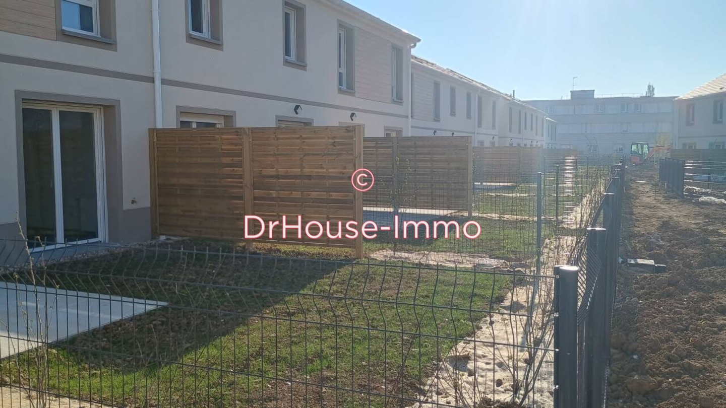 Photo 1 : Vente Maison 4 pièces Lèves 85 m²