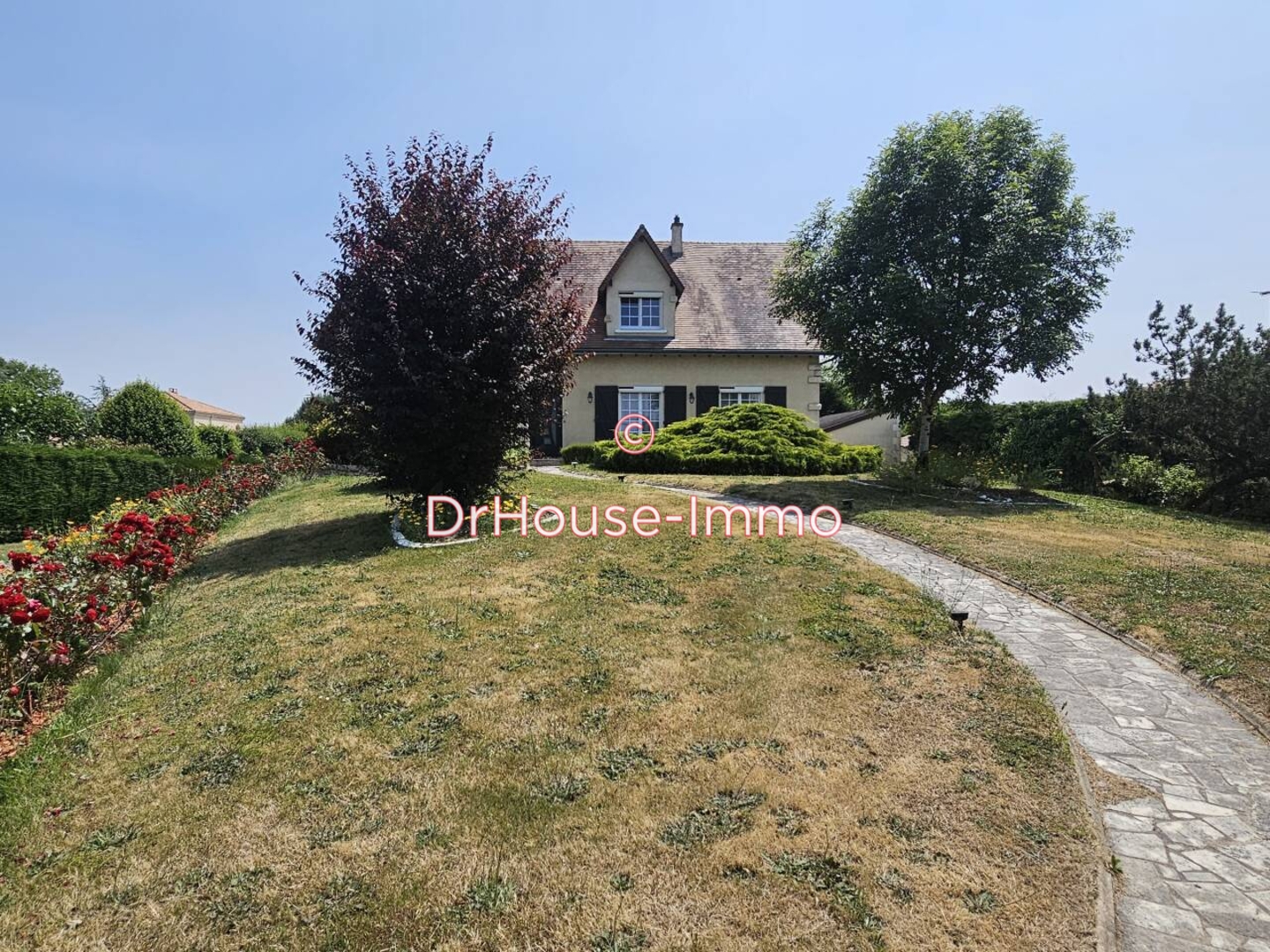 Photo 2 : Vente Maison 9 pièces Montmorillon 230 m²