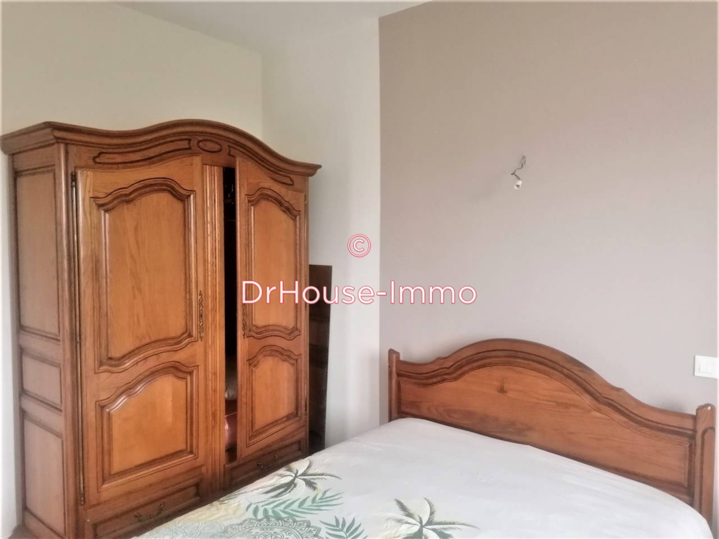 Photo 3 : Vente Maison 6 pièces Polignac 198 m²