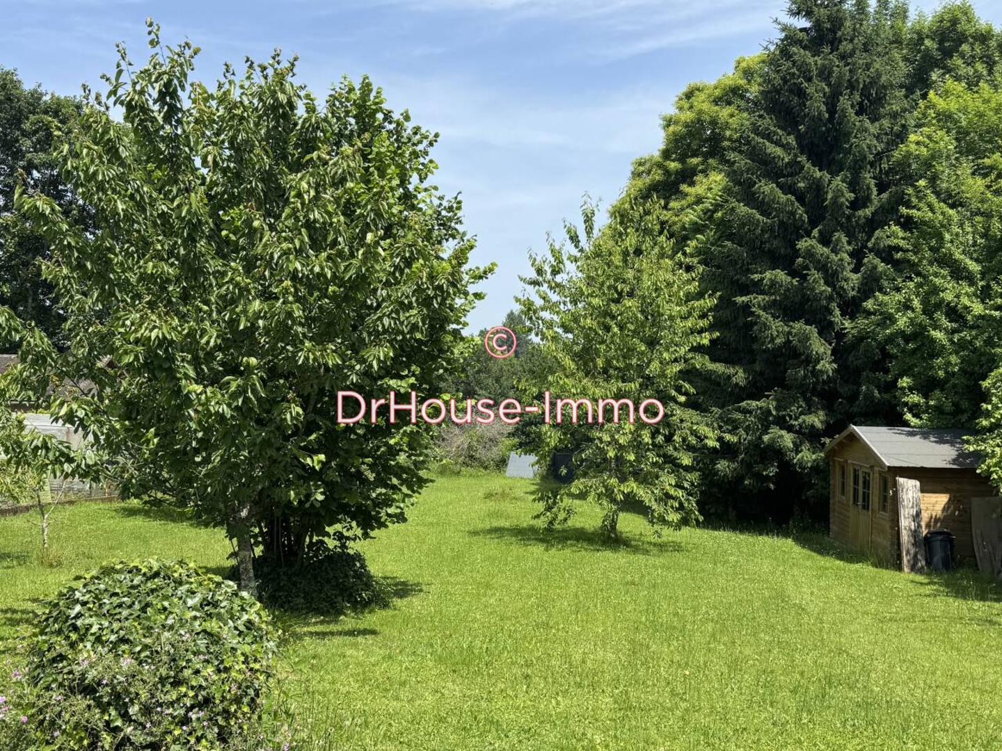 Photo 2 : Vente Maison 8 pièces Saint-Yrieix-la-Perche 165 m²