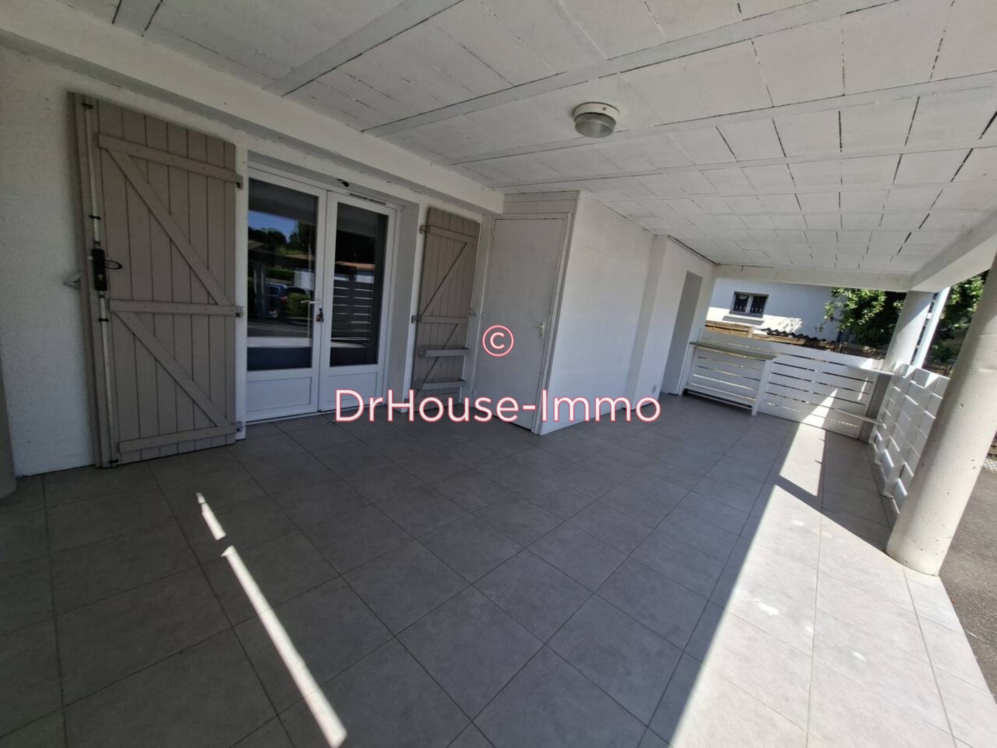 Photo 1 : Vente Appartement 2 pièces Sallebœuf 64 m²