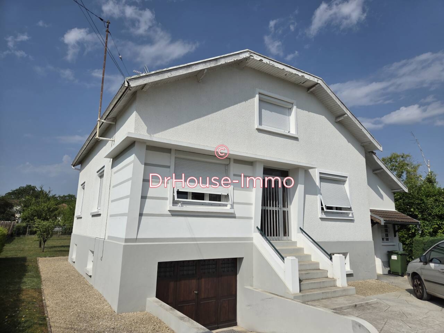 Photo 1 : Vente Maison 4 pièces Saint-Julien-les-Villas 100 m²