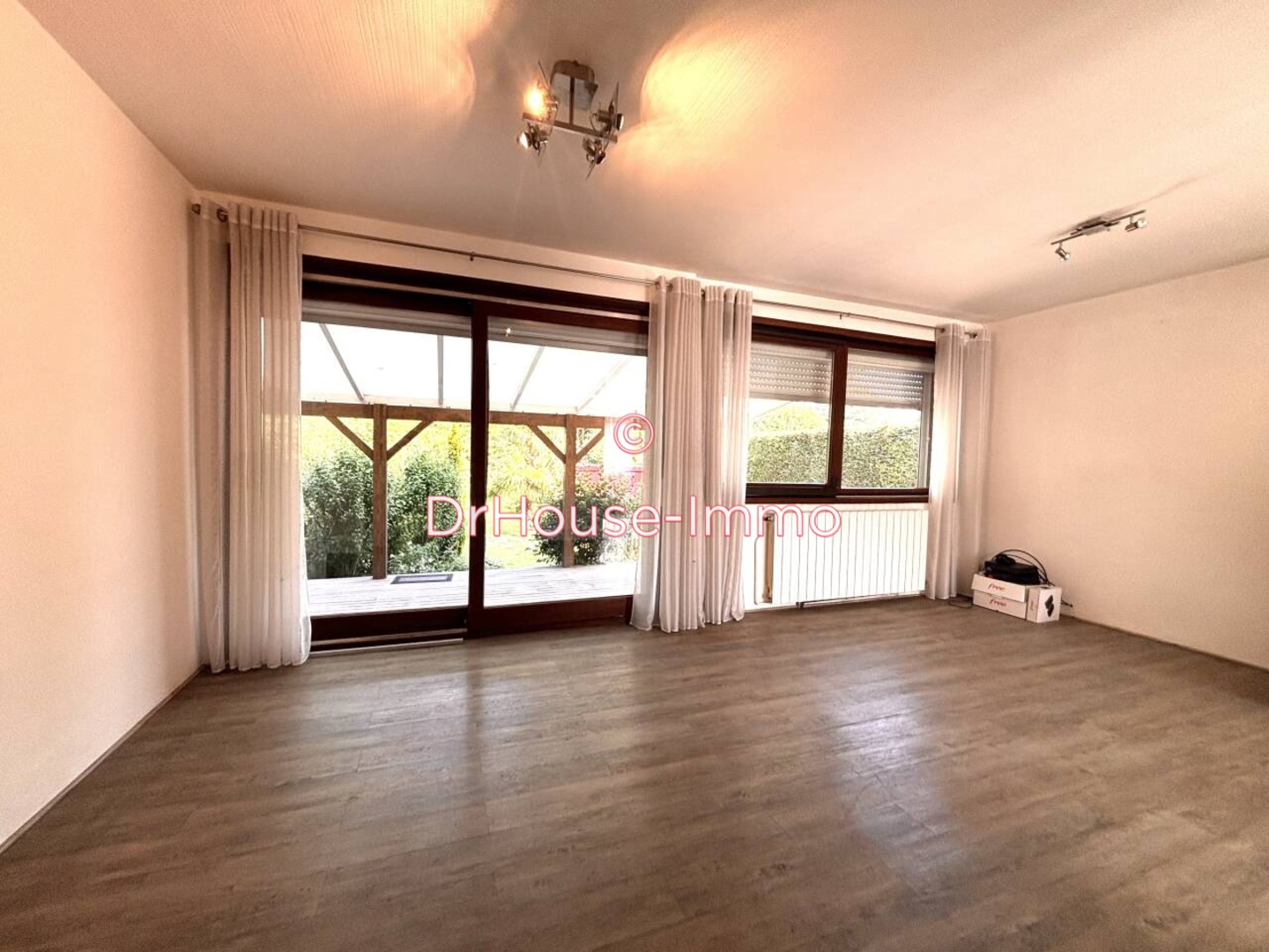 Photo 2 : Vente Maison 6 pièces Saint-Saulve 150 m²