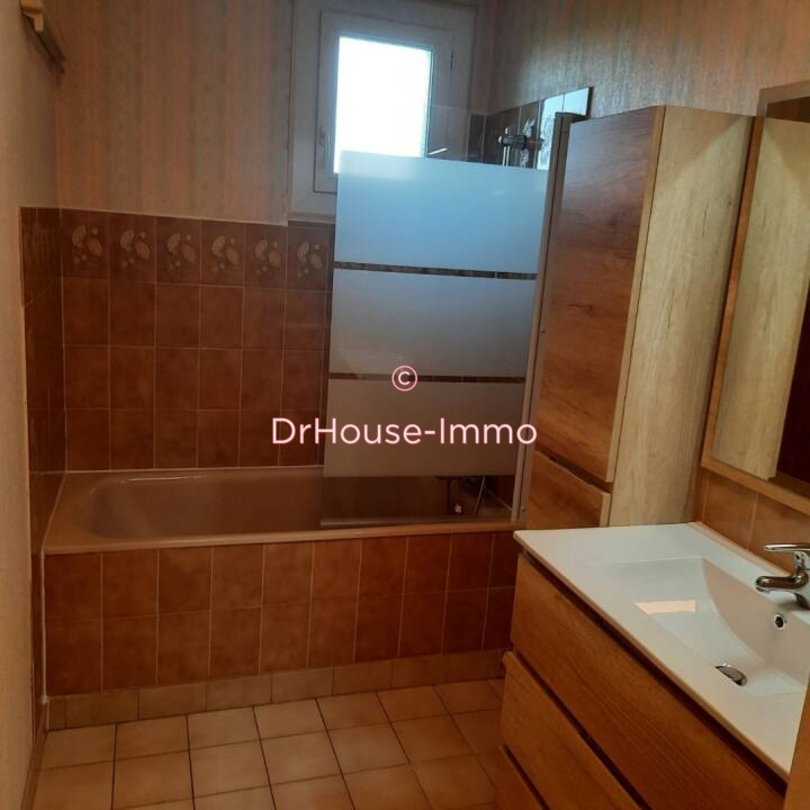 Photo 3 : Vente Appartement 3 pièces Mehun-sur-Yèvre 64 m²
