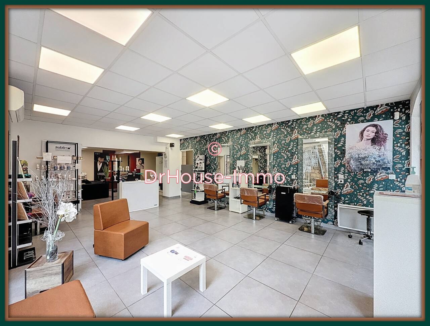 Photo 1 : Vente Commerce  Peyrins 90 m²