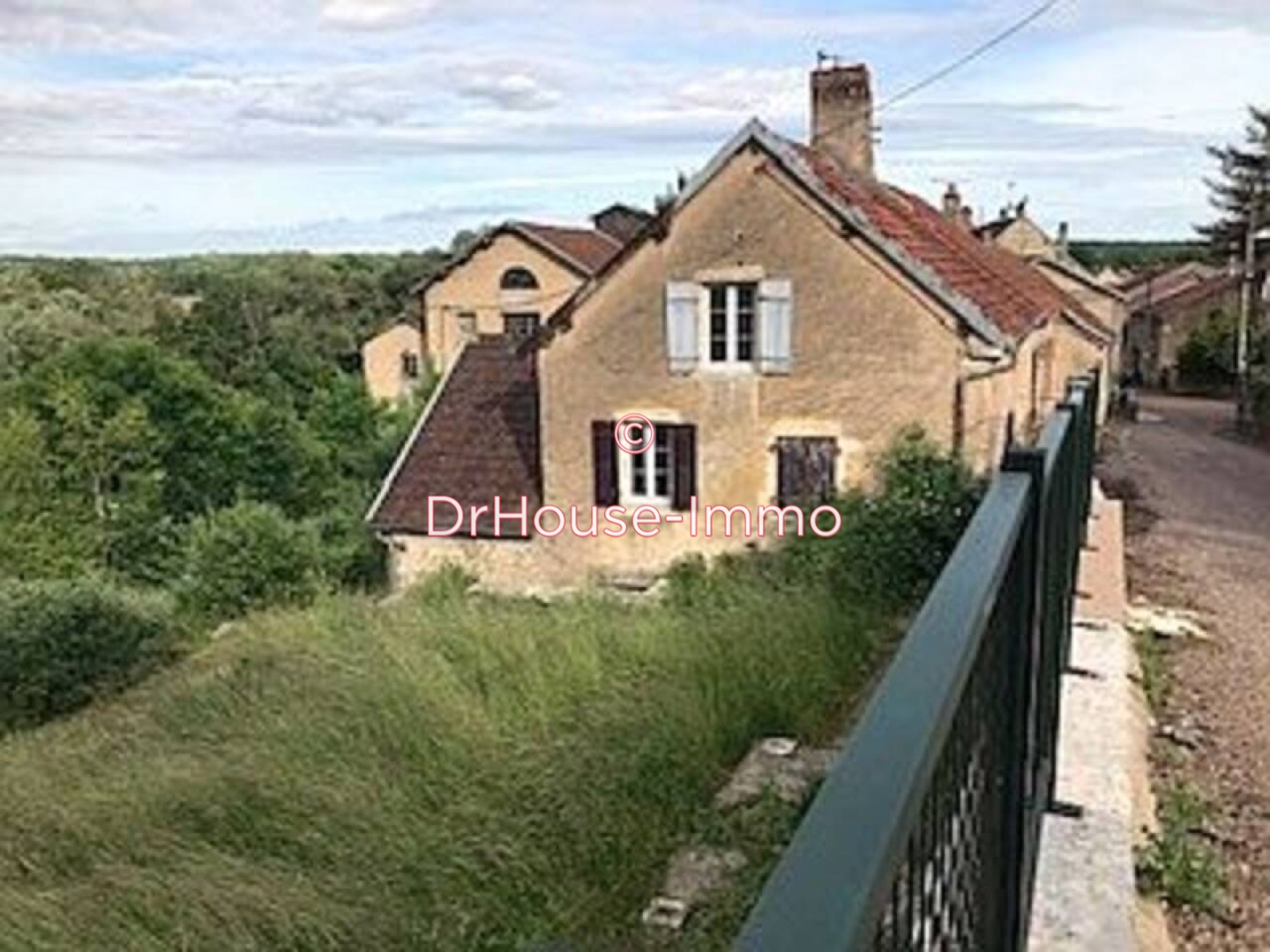 Photo 1 : Vente Maison 10 pièces Savoyeux 205 m²