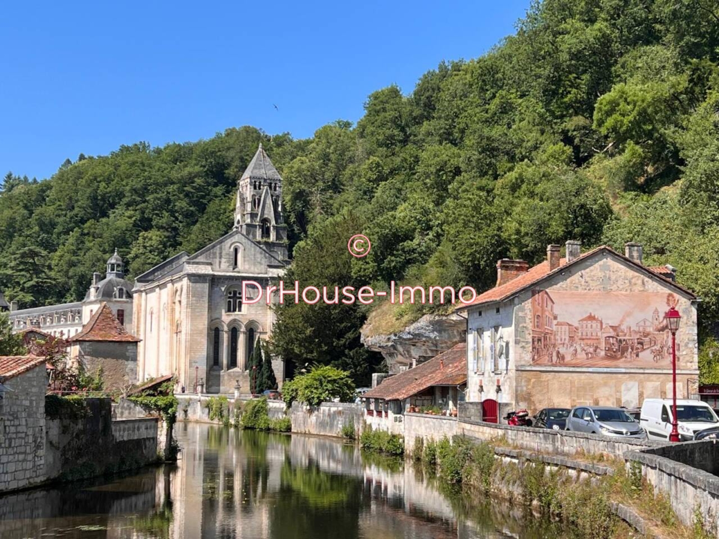 Photo 2 : Vente Commerce Brantôme 92000 m²