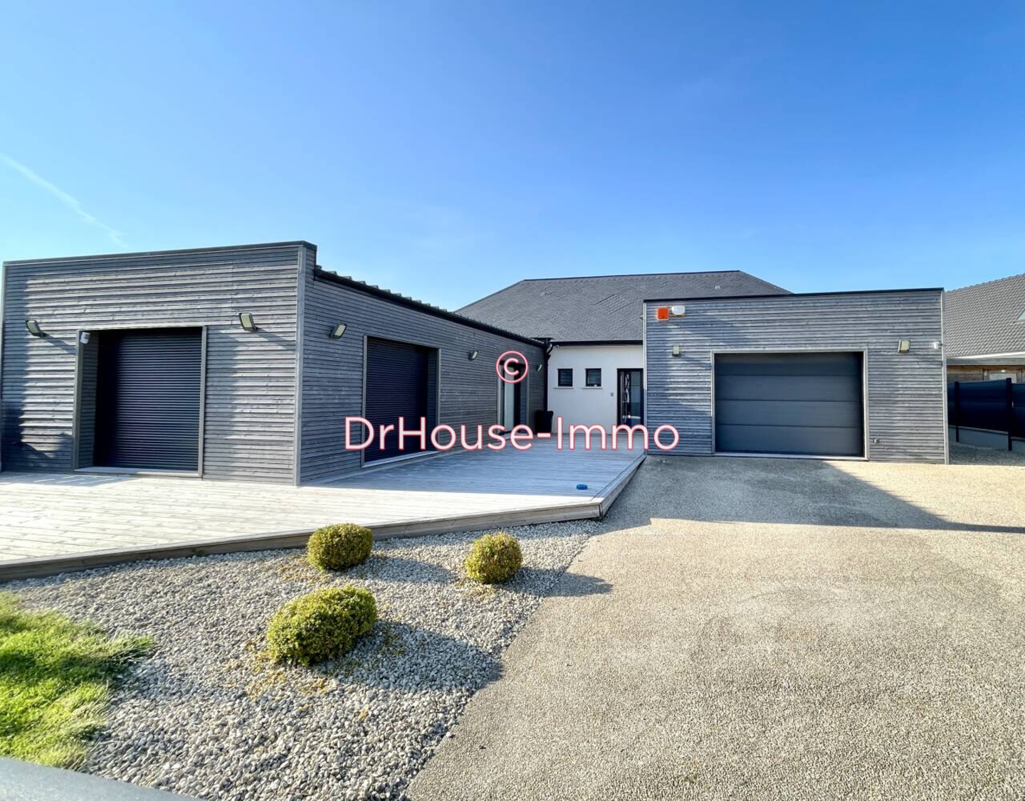 Photo 1 : Vente Maison 8 pièces Dieppe 195 m²