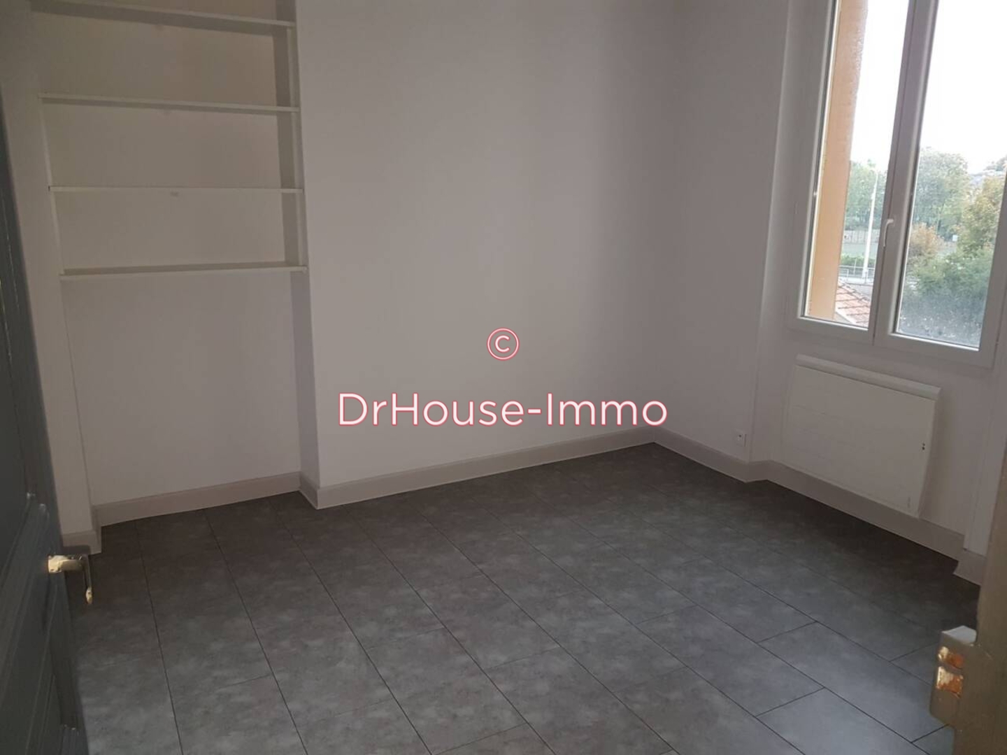 Photo 1 : Vente Appartement 2 pièces Clermont-Ferrand 36 m²