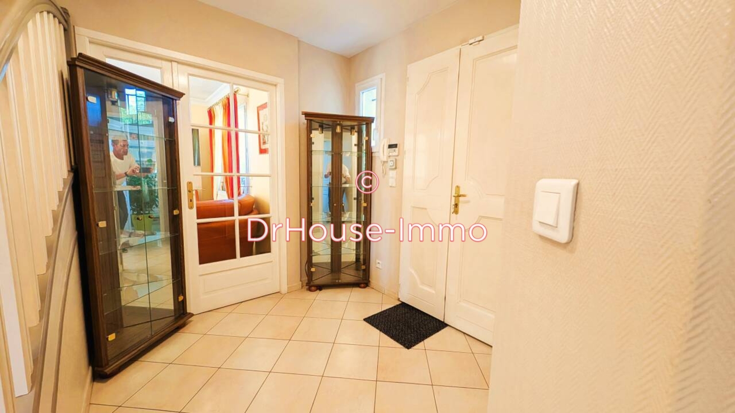 Photo 2 : Vente Maison 6 pièces Carrières-sur-Seine 135 m²