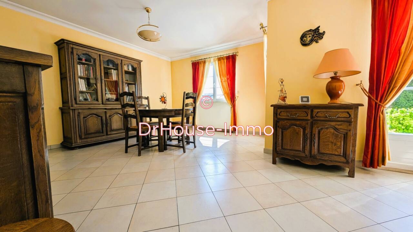 Photo 3 : Vente Maison 6 pièces Carrières-sur-Seine 135 m²