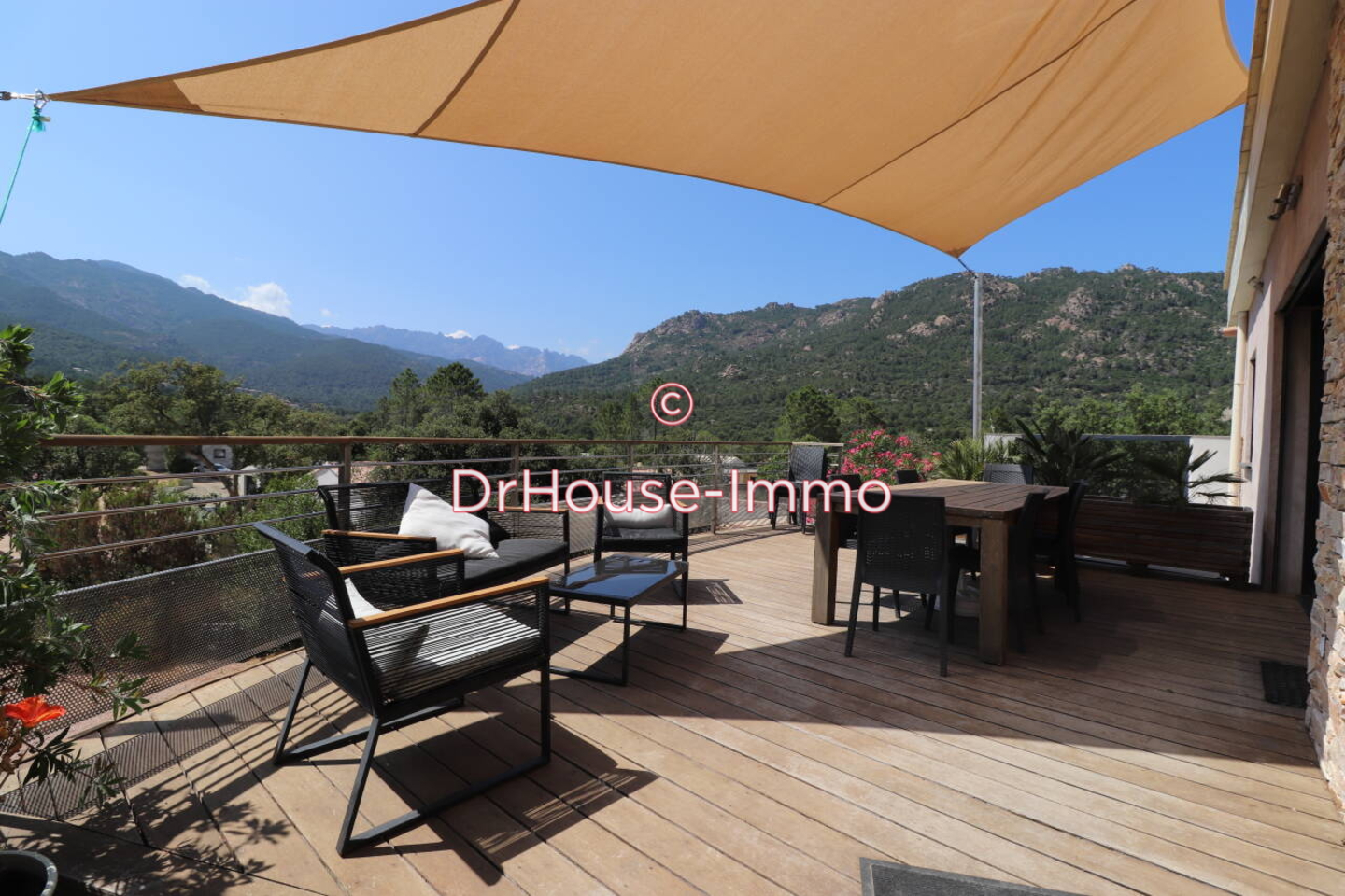 Photo 2 : Vente Maison 4 pièces Sainte Lucie de Porto Vecchio 120 m²