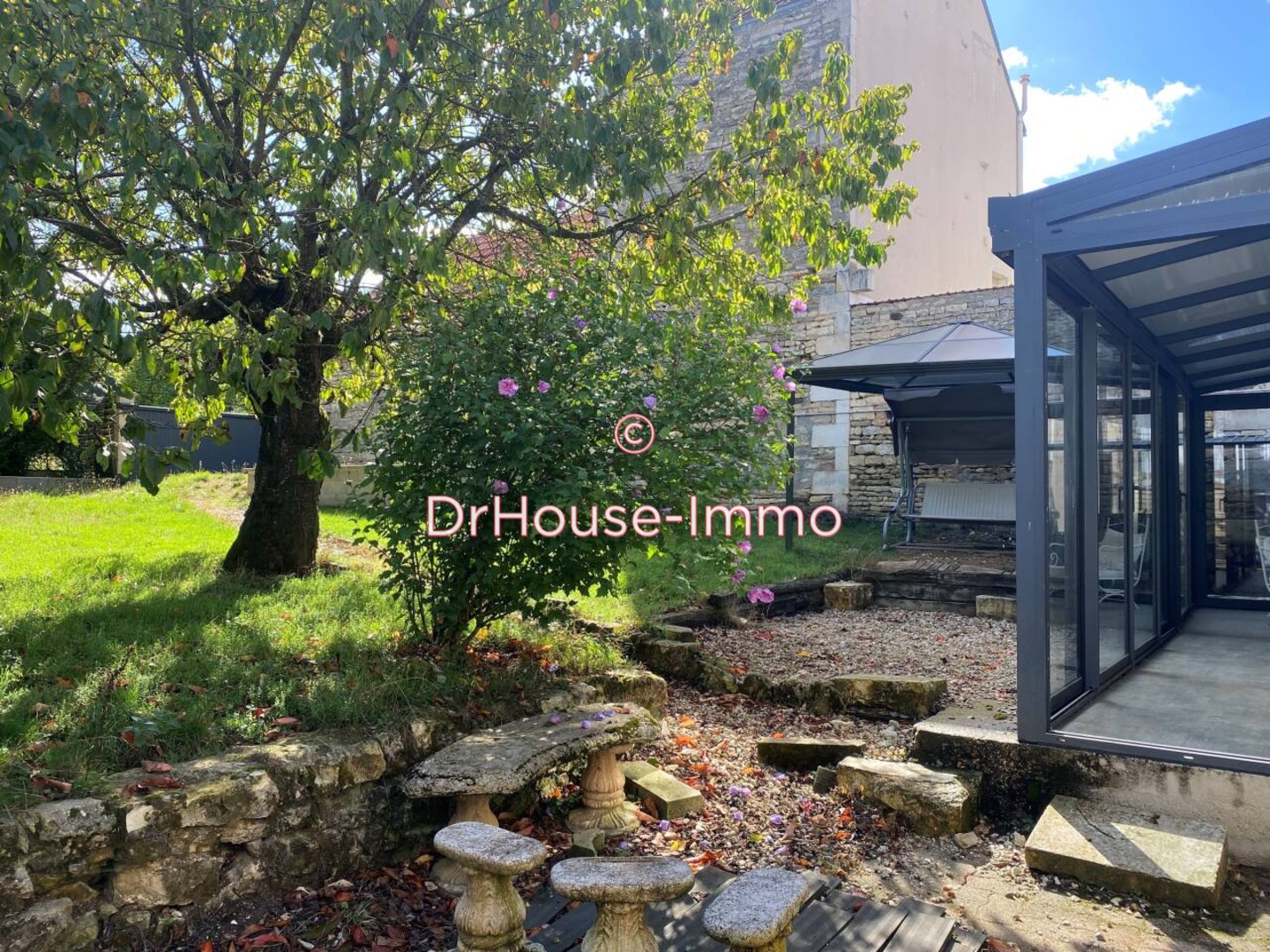Photo 2 : Vente Maison 8 pièces Taingy 166 m²
