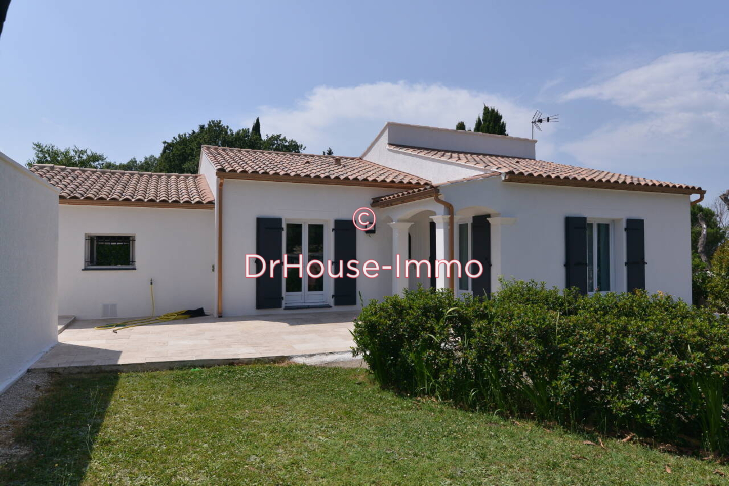Photo 2 : Vente Maison 5 pièces Saint-Victor-la-Coste 122 m²