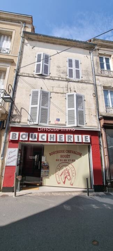 Photo 1 : Vente Maison 7 pièces Fontenay-le-Comte 116 m²