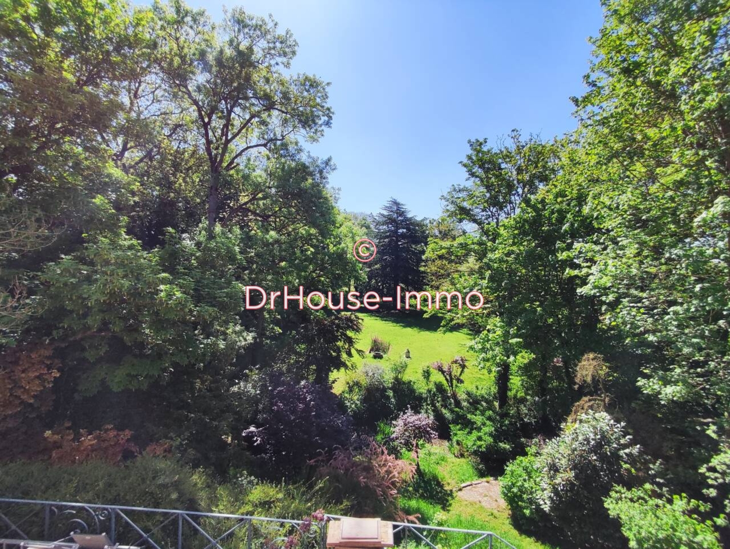 Photo 3 : Vente Maison 8 pièces Chaingy 281 m²