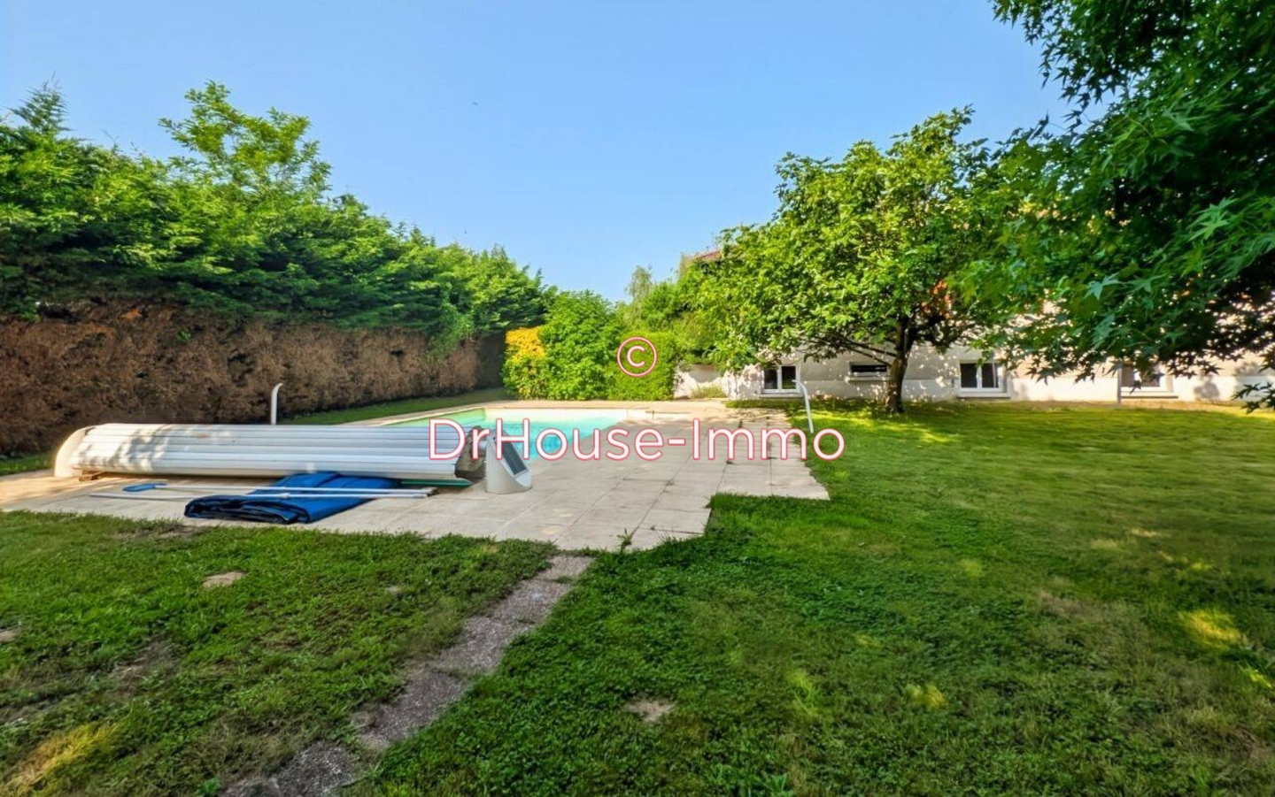 Photo 2 : Vente Terrain Messimy-sur-Saône 800 m²