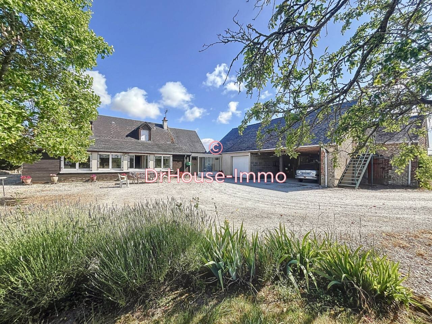 Photo 1 : Vente Maison 3 pièces Couesmes 87 m²