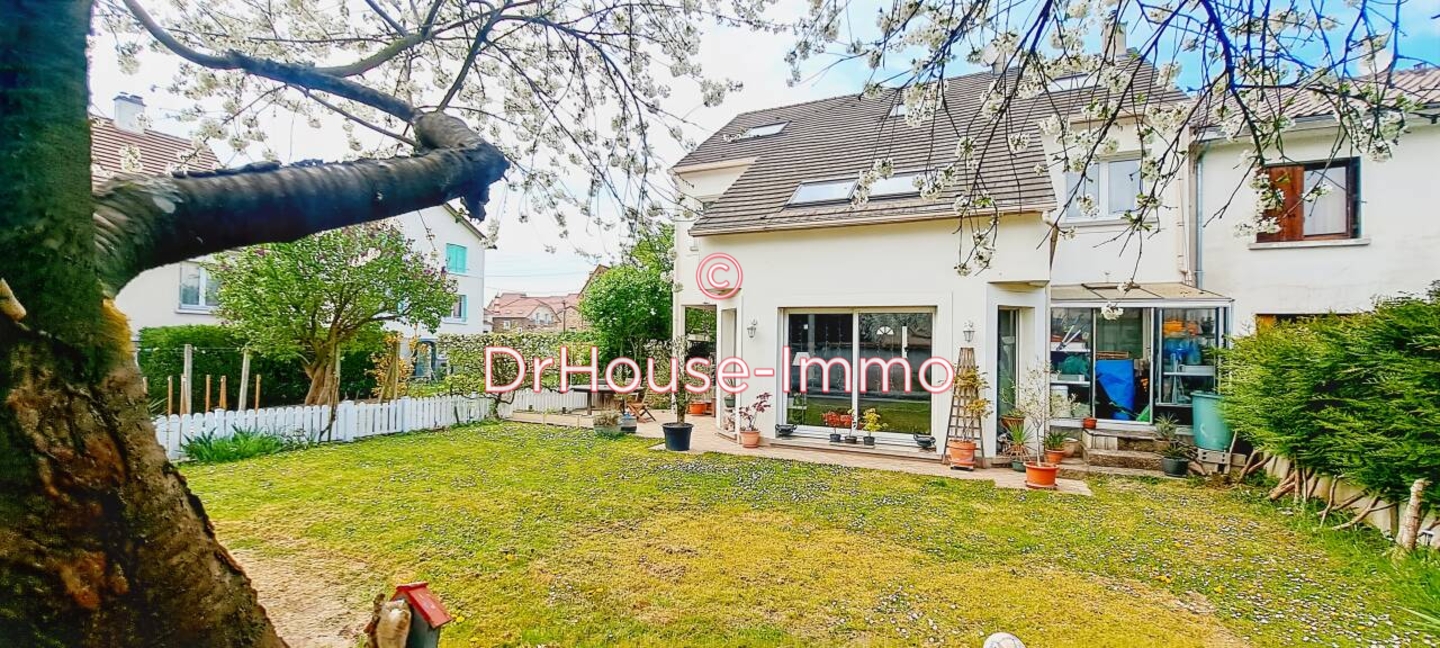 Photo 2 : Vente Maison 6 pièces Brou-sur-Chantereine 162 m²