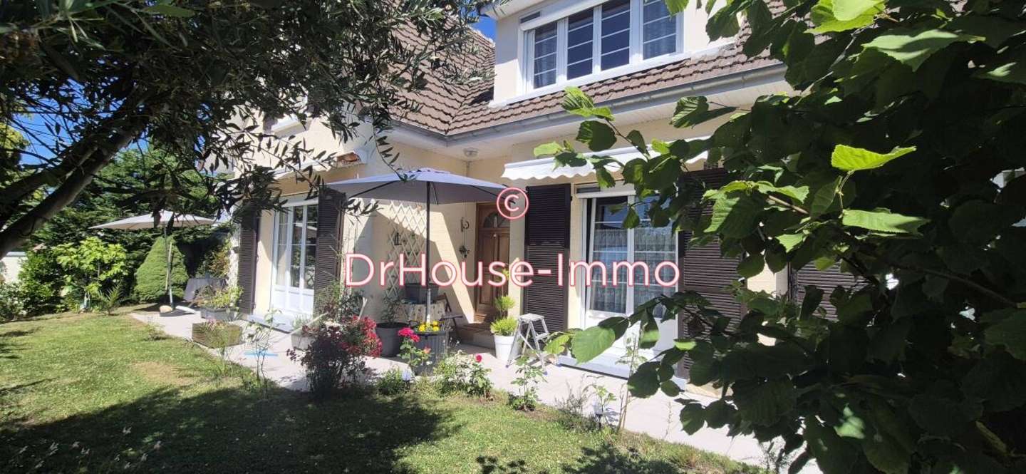 Photo 1 : Vente Maison 6 pièces Viarmes 150 m²