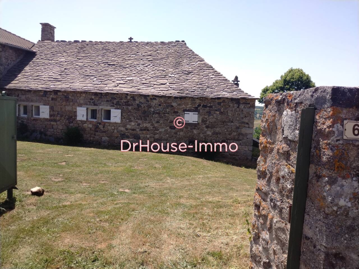 Photo 2 : Vente Maison 8 pièces Présailles 176 m²