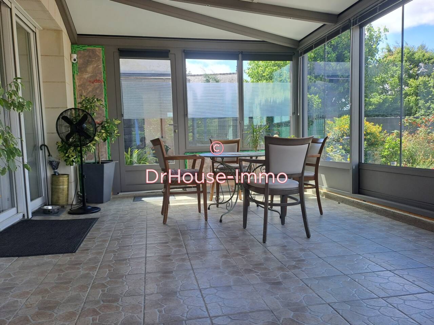 Photo 2 : Vente Maison 5 pièces Saint-Étienne-de-Chigny 85 m²