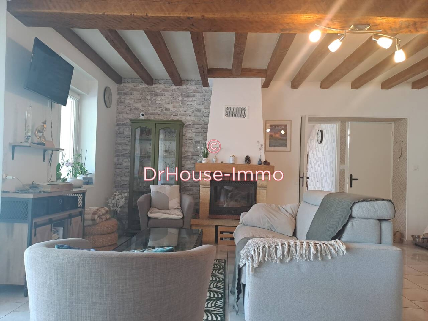 Photo 3 : Vente Maison 5 pièces Saint-Étienne-de-Chigny 85 m²