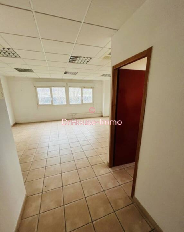 Photo 3 : Vente Bureau 2 pièces Varces-Allières-et-Risset 100 m²