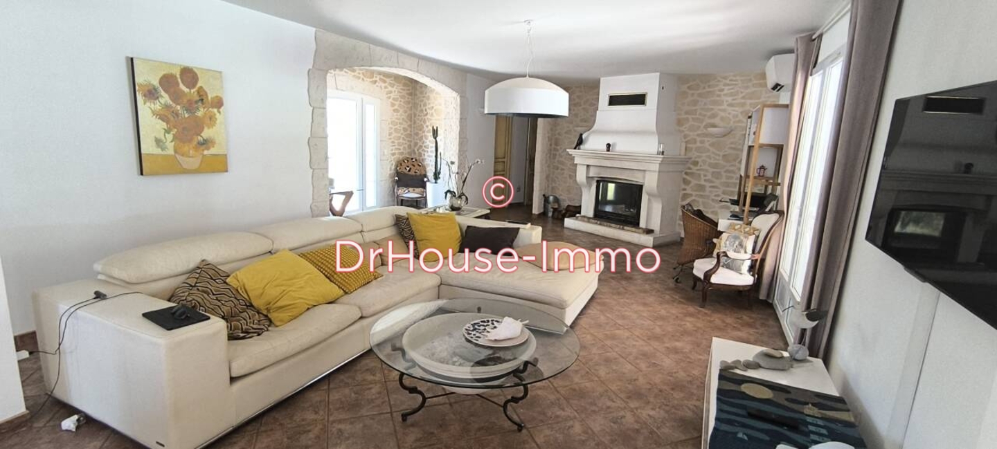 Photo 2 : Vente Maison 4 pièces Le Revest-les-Eaux 115 m²