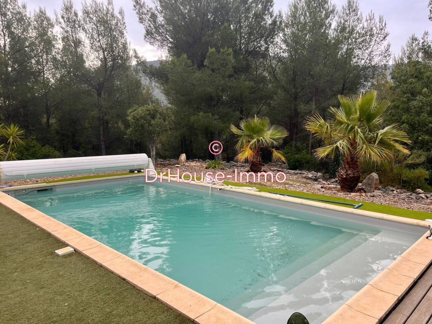 Photo 2 : Vente Maison 4 pièces Le Revest-les-Eaux 115 m²