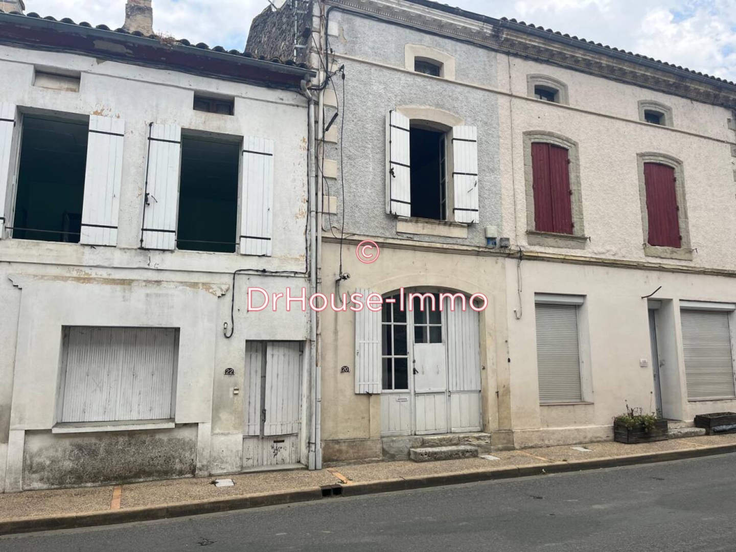 Photo 1 : Vente Maison 3 pièces Monbahus 71 m²