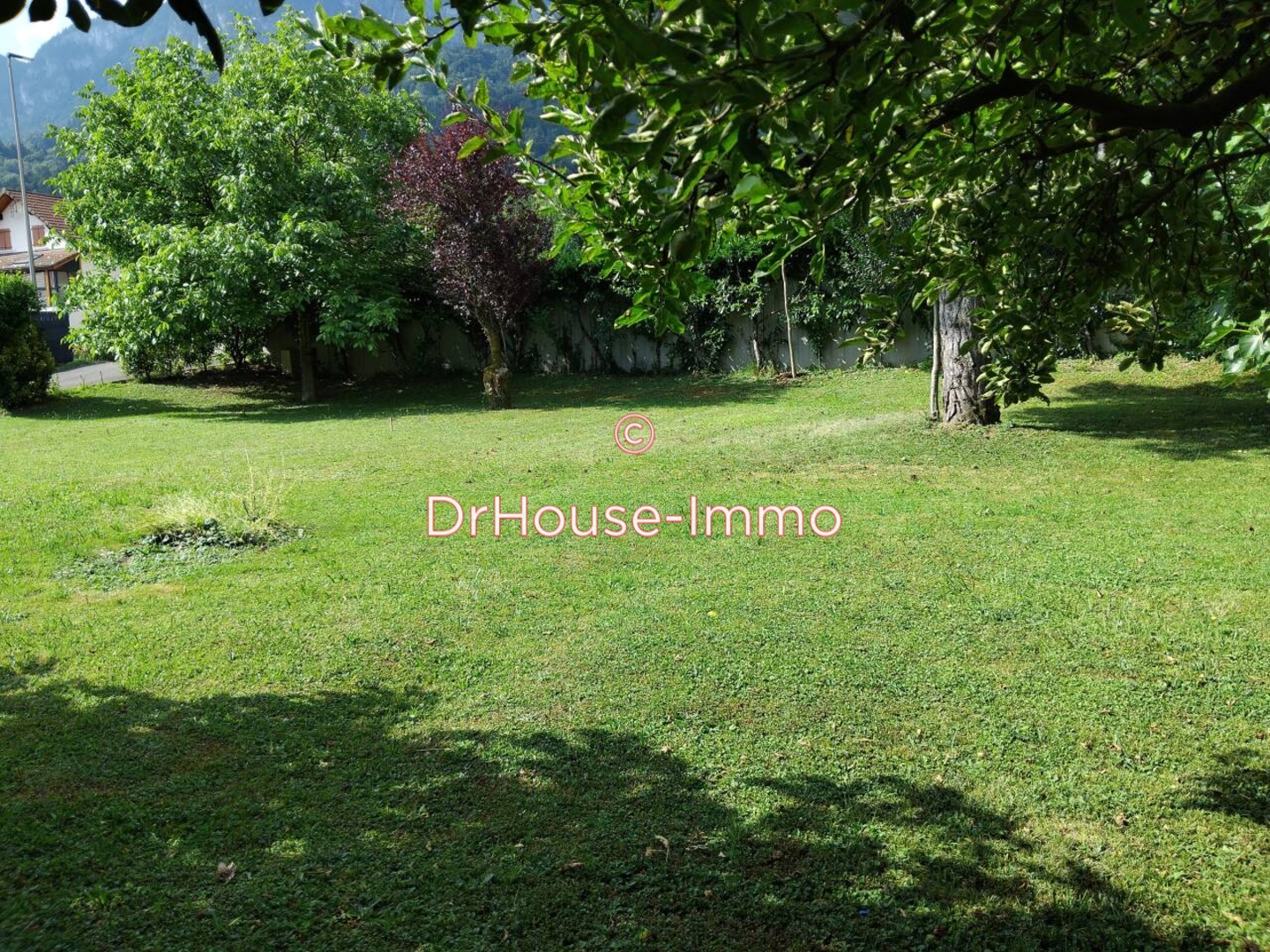 Photo 2 : Vente Terrain Marnaz 820 m²