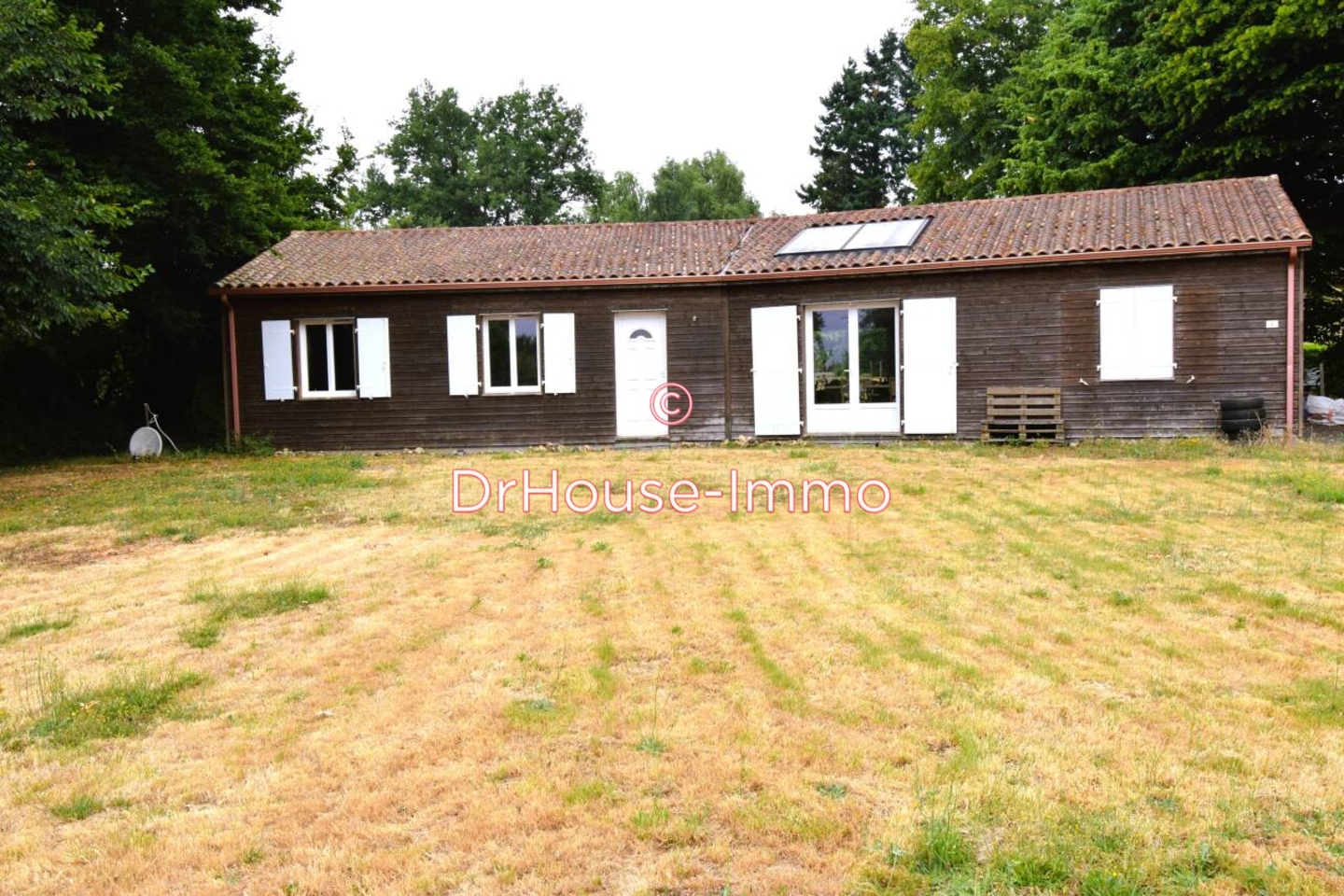 Photo 1 : Vente Maison 5 pièces Saint-Sauvant 127 m²