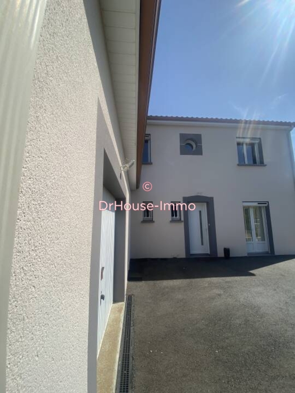 Photo 2 : Vente Maison 5 pièces Fontaine-le-Comte 133 m²