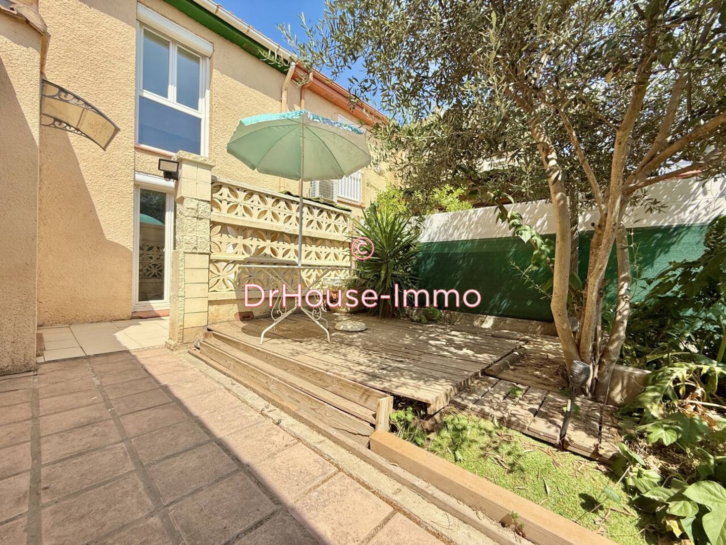 Photo 1 : Vente Maison 4 pièces Saint-Estève 110 m²