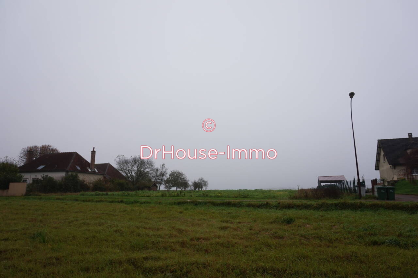 Photo 2 : Vente Terrain Villemereuil 2919 m²