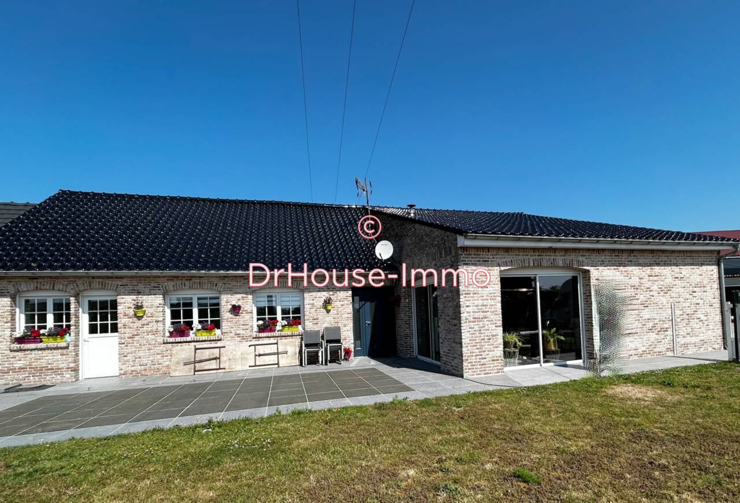 Photo 1 : Vente Corps de ferme 8 pièces Hondschoote 183 m²