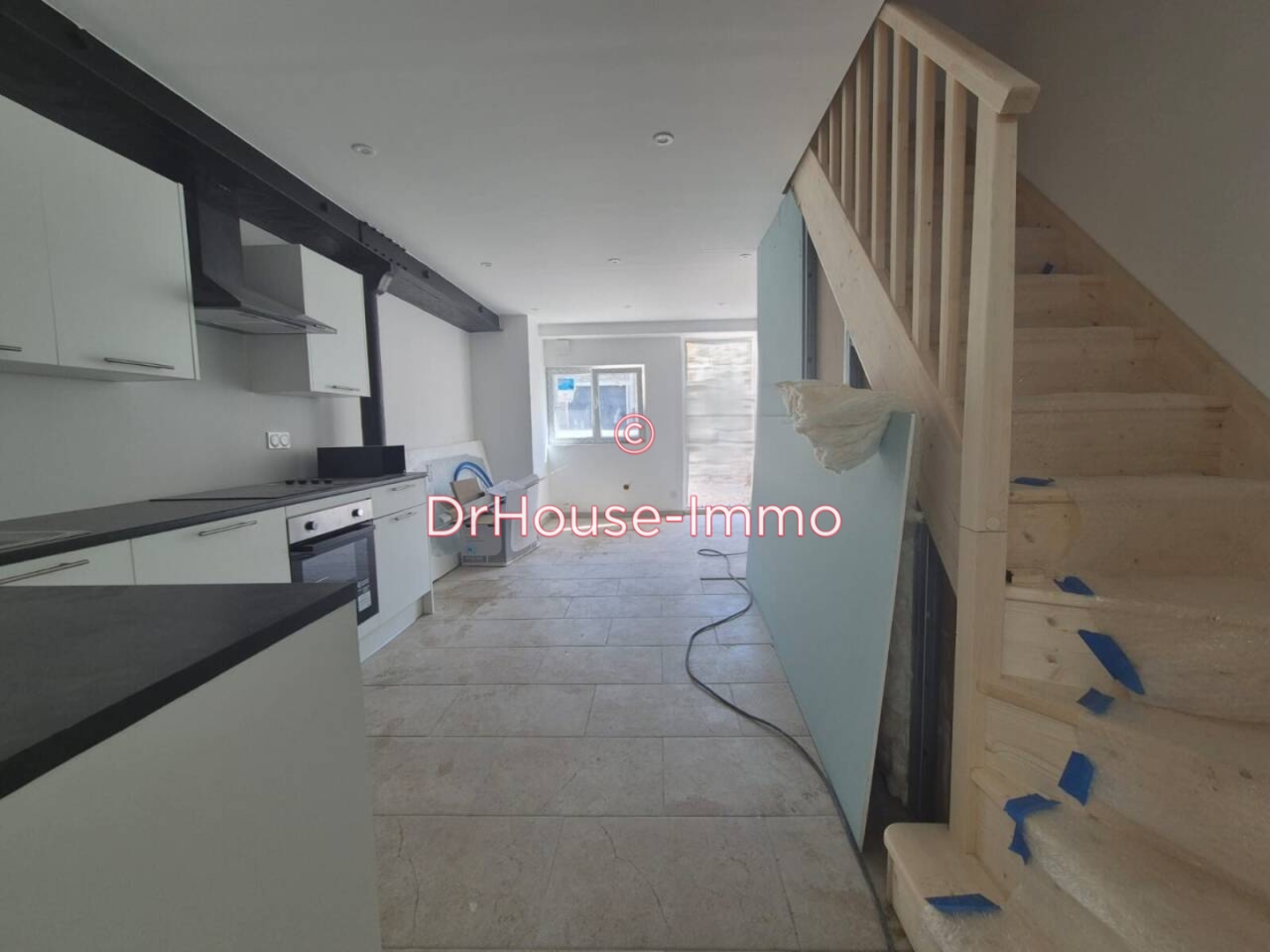 Photo 2 : Vente Maison 5 pièces La Celle-sur-Morin 107 m²