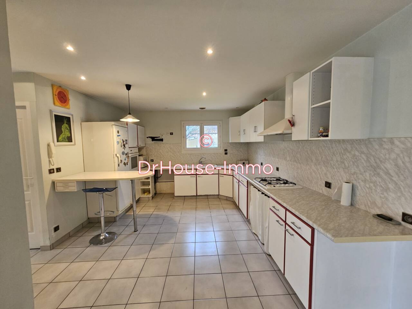 Photo 3 : Vente Maison 7 pièces Saint-Genès-de-Blaye 171 m²